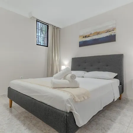 Kaora Ocean View Apartment *